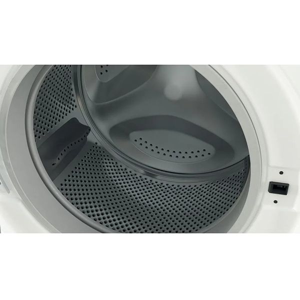 Фото Стиральная машина Indesit BWE 81282 L B Изображение Стиральная машина Indesit BWE 81282 L B