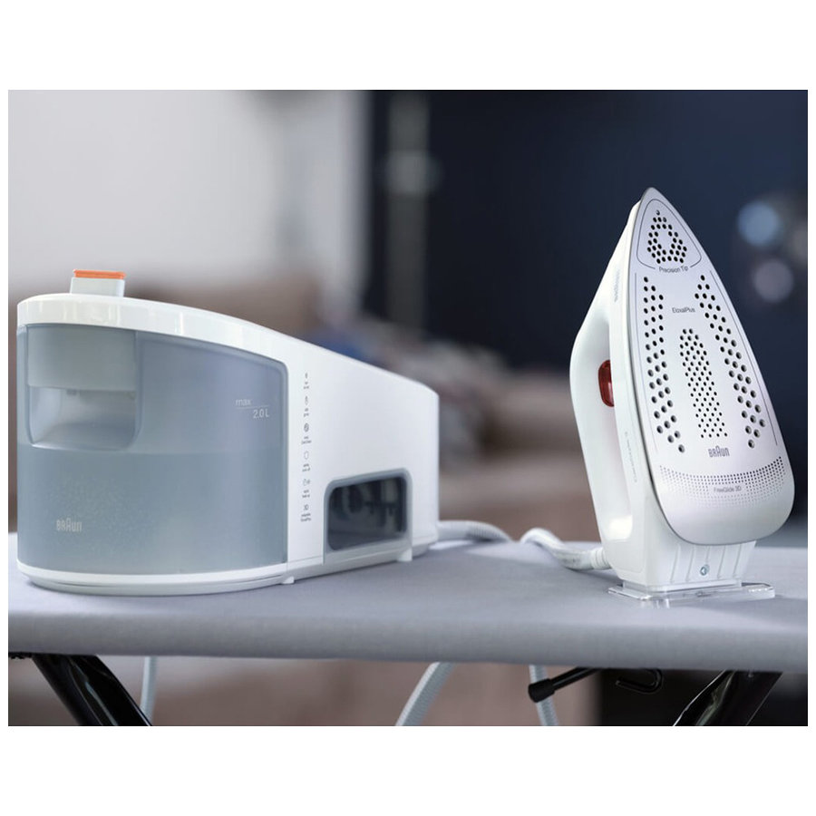Фото Утюг с парогенератором Braun IS 3132 WH Изображение Утюг с парогенератором Braun IS 3132 WH